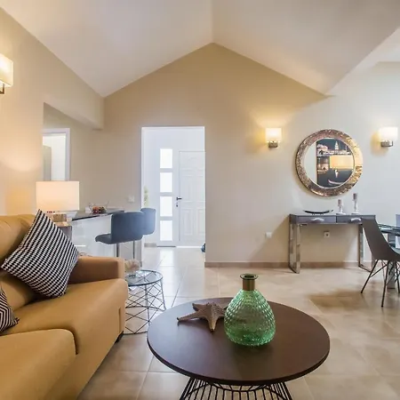 Jaira Villa Arrecife (Lanzarote)